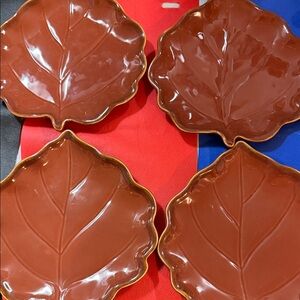Elegant Leaf-Shaped Ceramic Plates in Brown